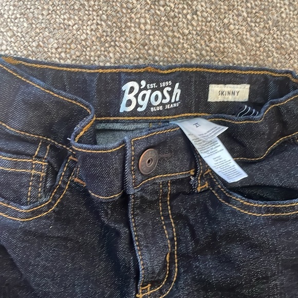 2 pair toddler skinny jeans , gently used , size 2T - Picture 3 of 4